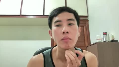 Snapshot of zseszsesz chatting on 10.12.25 Z online show from 10.12.25