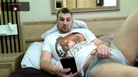 ztigrousz online show from 12.21.25