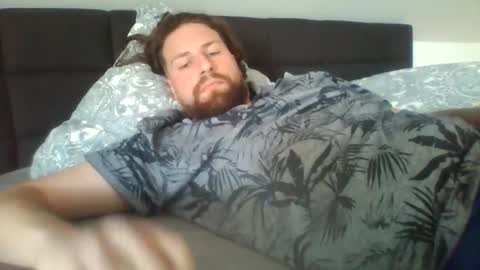 Snapshot of zubit chatting on 10.19.25 zubit online show from 10.19.25