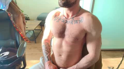 Snapshot of zuko_zen69 chatting on 04.05.26 Zuko online show from 04.05.26