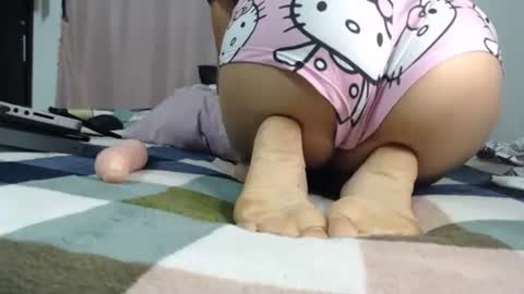 zully25 online show from 02.15.25