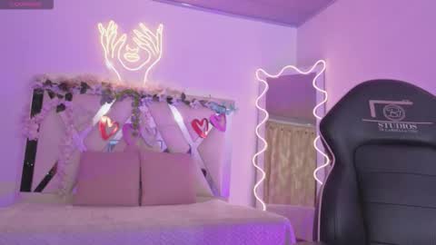 ZURY   online show from 12.20.25