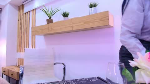 Snapshot of zuzana21 chatting on 05.19.26 Zuzana21 online show from 05.19.26