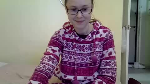 Zyuhre online show from 12.31.24