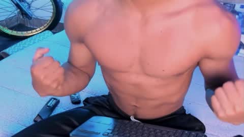 zyzz_1812 online show from 10.29.25