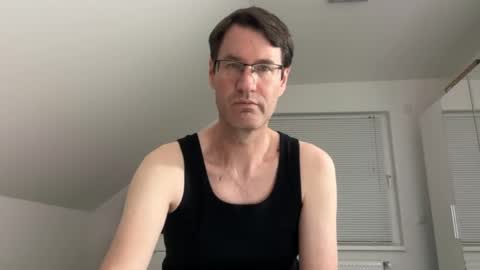 Snapshot of zzz123_cam chatting on 04.17.26 zzz123_cam online show from 04.17.26