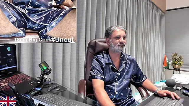 OnlineBossUK online show from 02.26.26