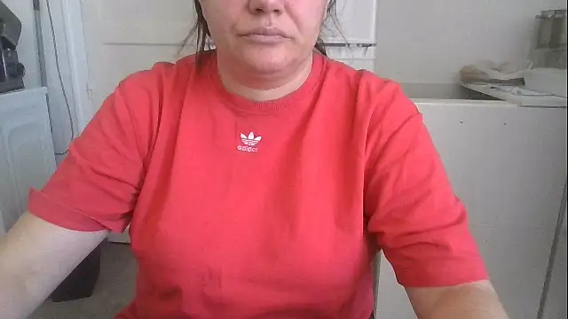 Squirtlady38 online show from 10.16.25
