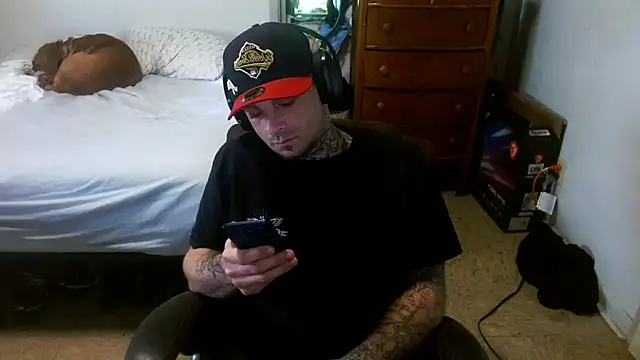Snapshot of DADDY_KANE8--- chatting on 04.19.26 DADDY KANE8--- online show from 04.19.26
