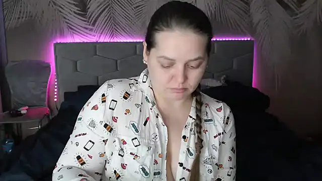 uliastar online show from 01.04.25