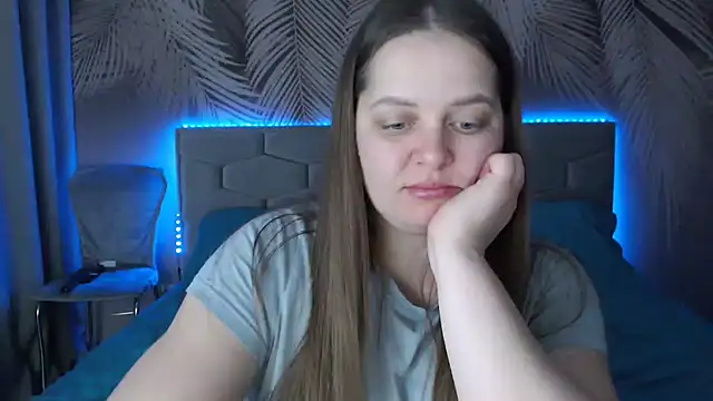 uliastar online show from 02.15.25