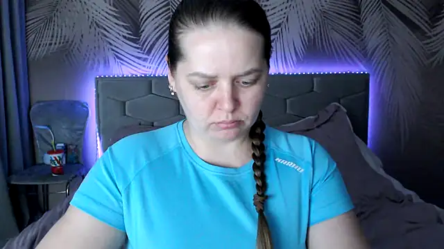 uliastar online show from 03.18.25