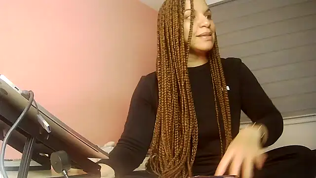 Snapshot of gatubelahot chatting on 06.23.26 gatubelahot online show from 06.23.26