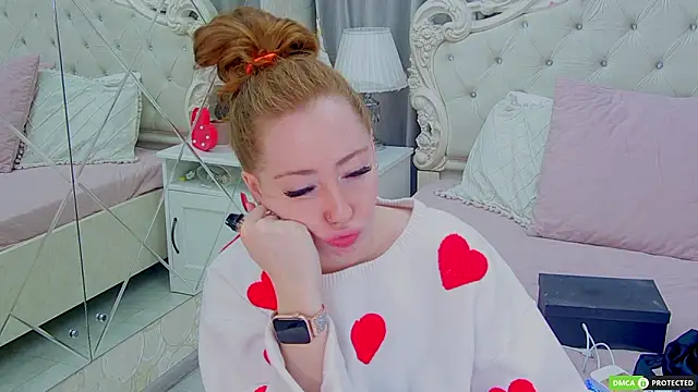 TinaBrook online show from 02.04.26