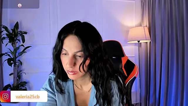 valeriia25  online show from 01.17.25