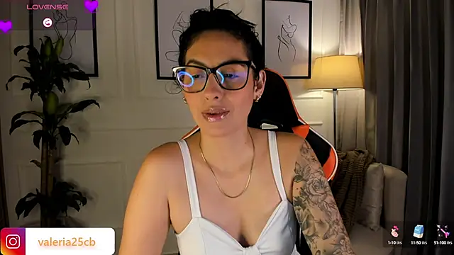 valeriia25  online show from 02.07.25