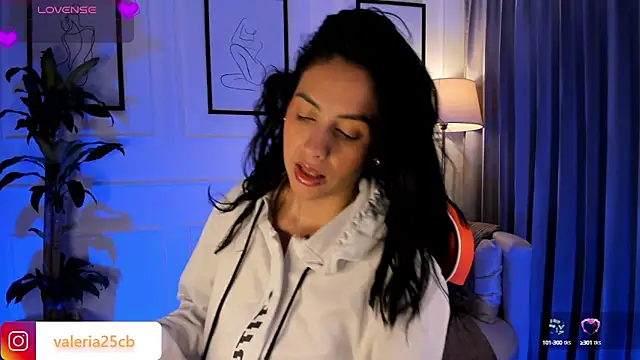 valeriia25  online show from 02.15.25