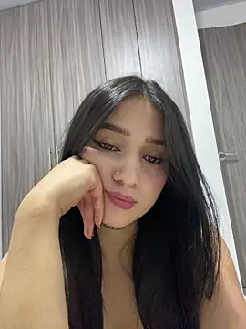 Snapshot of Hott_Hanna chatting on 06.14.26 Hott Hanna online show from 06.14.26