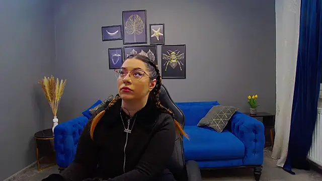 Katewalker  online show from 01.09.25