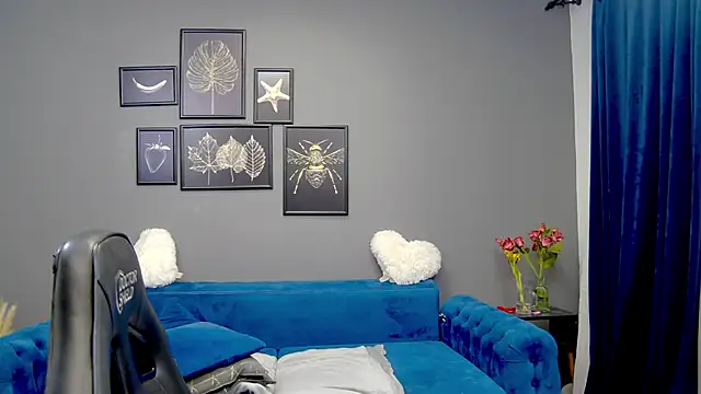 Katewalker  online show from 03.20.25