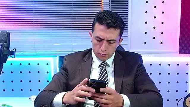 Snapshot of Darko0717 chatting on 04.30.26 Darko0717 online show from 04.30.26