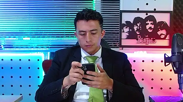 Snapshot of Darko0717 chatting on 06.15.26 Darko0717 online show from 06.15.26