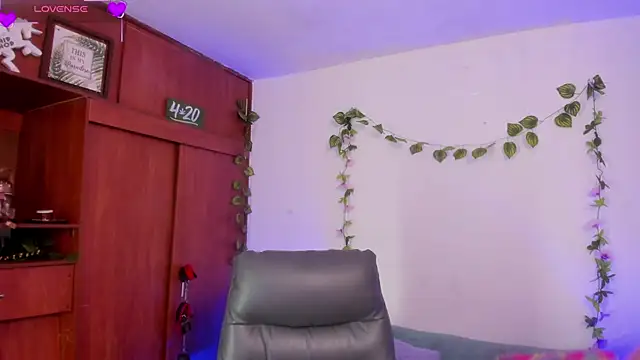 Cata green online show from 09.27.25