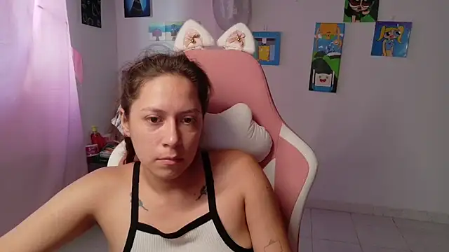 Snapshot of MommyMiaWs chatting on 02.09.26 MommyMiaWs online show from 02.09.26