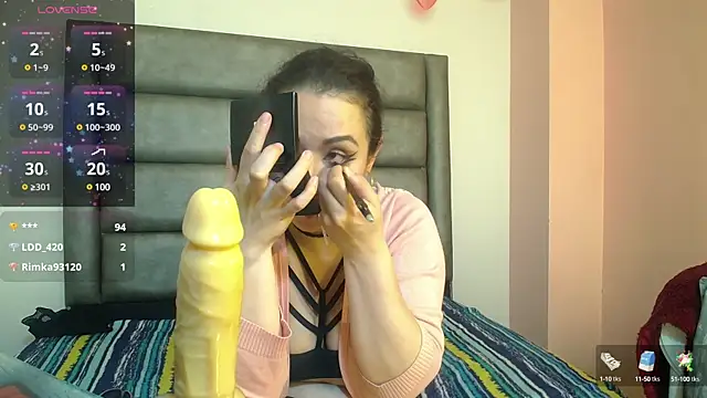 samanthaanderson  online show from 01.10.25