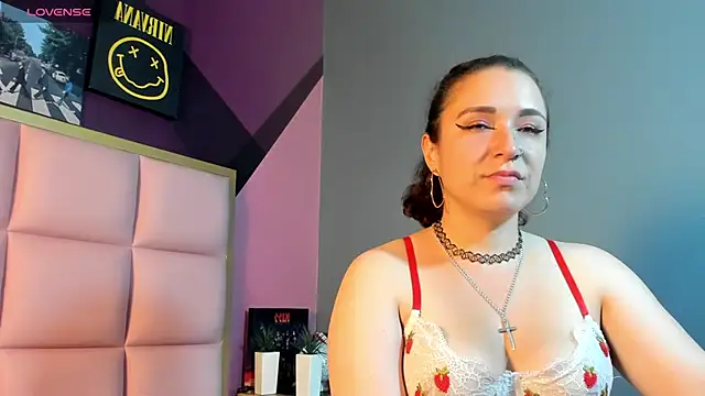 samanthaanderson  online show from 01.25.25