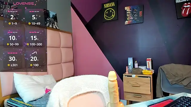 samanthaanderson  online show from 02.07.25