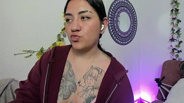 Snapshot of Hanna_moore1 chatting on 02.04.25 Hanna moore1 online show from 02.04.25