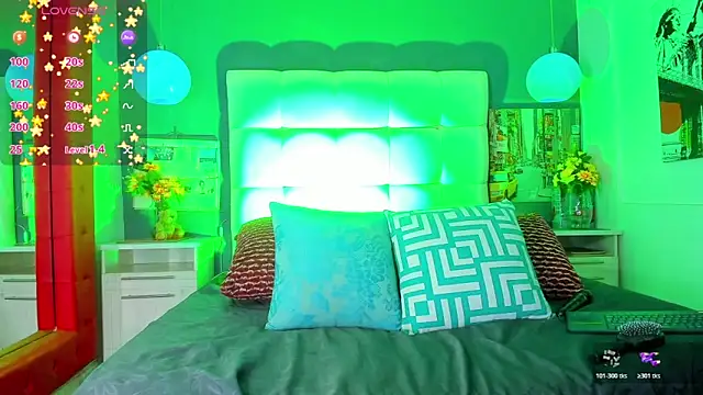 Snapshot of cinthya_walker1 chatting on 02.01.26 cinthya walker1 online show from 02.01.26