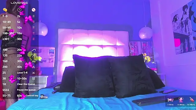 Snapshot of cinthya_walker1 chatting on 02.17.26 cinthya walker1 online show from 02.17.26