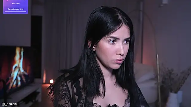 anniehillofficial online show from 10.03.25