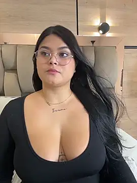 Snapshot of im_mou_ chatting on 02.23.26 im mou online show from 02.23.26