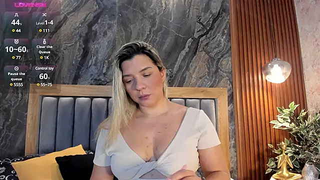 Gaia Stone online show from 02.01.25