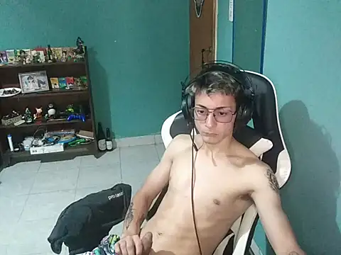 Snapshot of Jughead_16 chatting on 10.12.25 Jughead 16 online show from 10.12.25