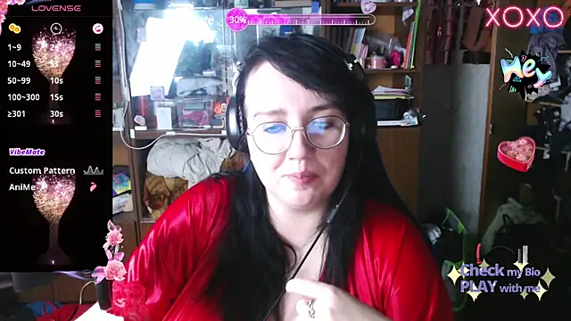 Snapshot of LeonaHarrison chatting on 02.09.25 LeonaHarrison online show from 02.09.25