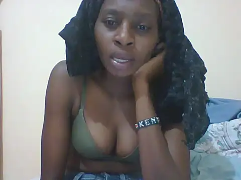 Snapshot of sabssexy chatting on 04.24.26 sabssexy online show from 04.24.26