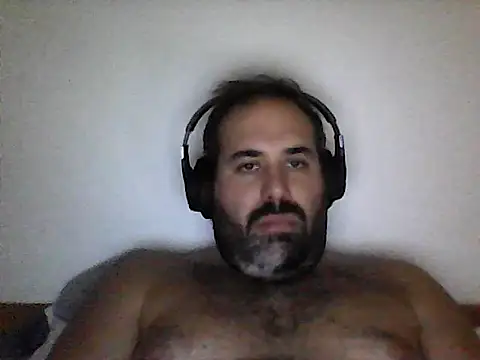 Snapshot of The_Masterxxx14 chatting on 10.07.25 The Masterxxx14 online show from 10.07.25