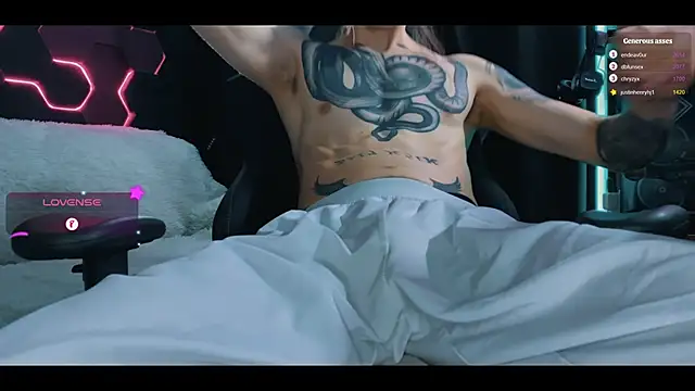 Snapshot of TechnoJesus chatting on 12.21.24 TechnoJesus online show from 12.21.24