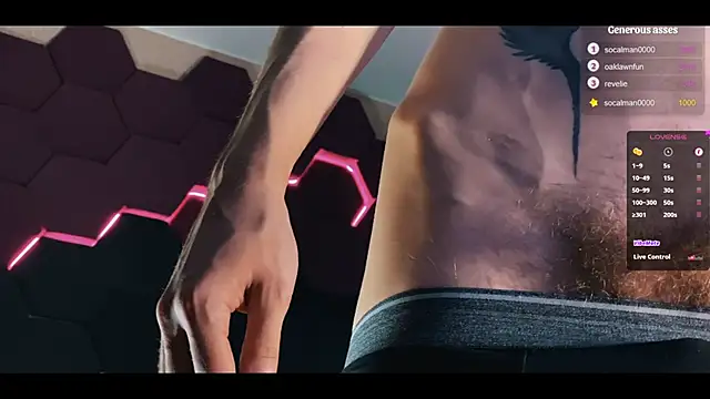 Snapshot of TechnoJesus chatting on 01.05.25 TechnoJesus online show from 01.05.25