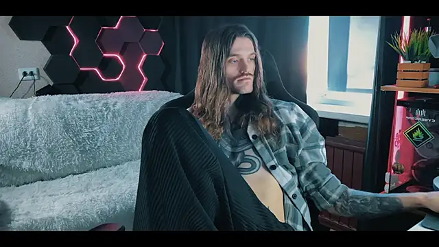 Snapshot of TechnoJesus chatting on 01.18.25 TechnoJesus online show from 01.18.25