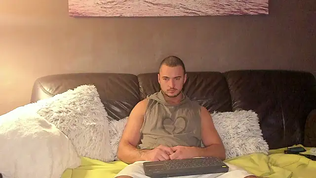 paulblack21 online show from 10.26.25