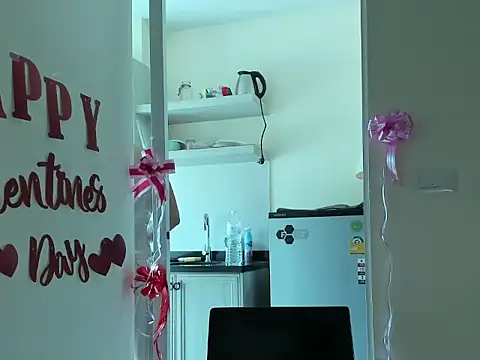 paulblack21 online show from 02.14.26