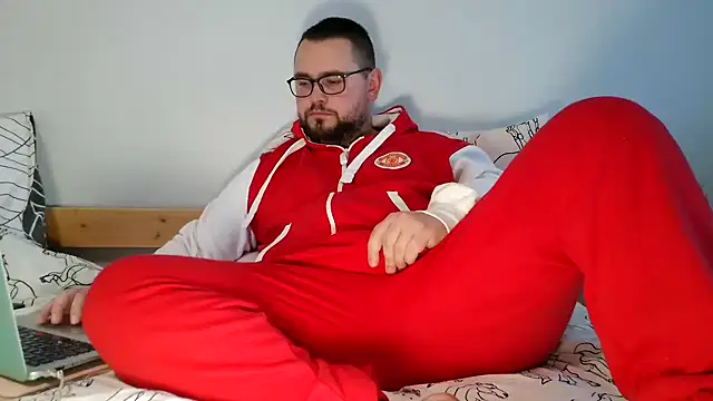 Snapshot of cutie_ben chatting on 02.22.25 cutie ben online show from 02.22.25