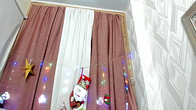 Snapshot of veronica_salas chatting on 12.27.24 veronica salas online show from 12.27.24
