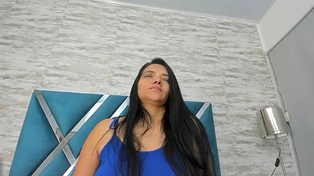 Snapshot of veronica_salas chatting on 01.21.25 veronica salas online show from 01.21.25