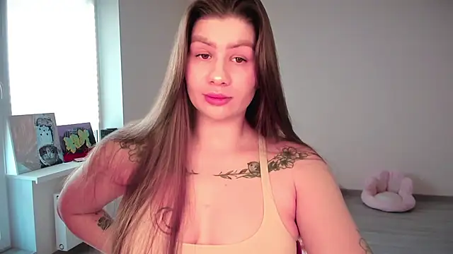 Snapshot of JuicyHelenX chatting on 04.19.26 JuicyHelenX online show from 04.19.26
